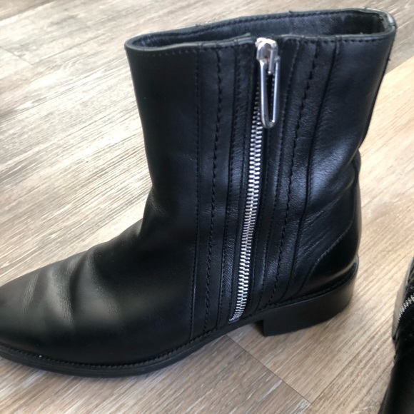 Sale! AQUATALIA ITALIAN Black Leather Low Heel Boots - Picture 10 of 11